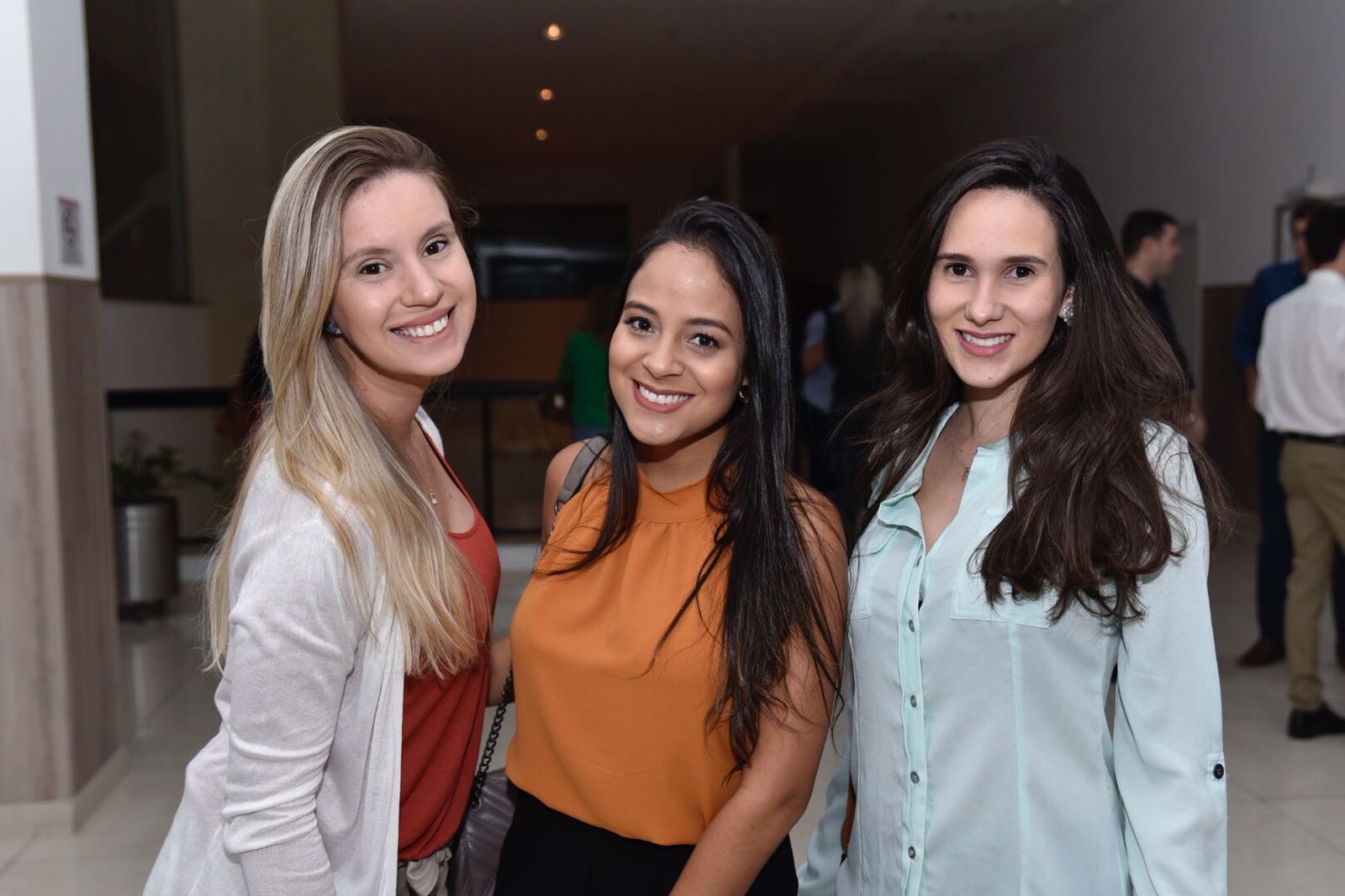  Camila Torquato, Catherine Miranda e Adriana Sales              